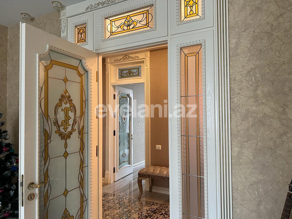 Сдаётся, новостройка, 3-комнаты, 130 m², Баку, Хатаинский r, Аг шехер p, Шах Исмаил Хатаи m.