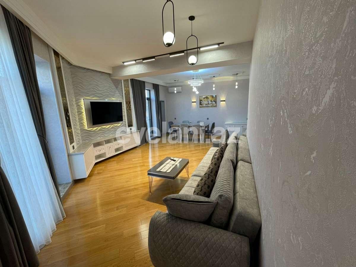 Kirayə verilir, yeni tikili, 3 otaqlı, 144 m², Bakı, Xətai r, Ağ şəhər q, Şah İsmayıl Xətai m.