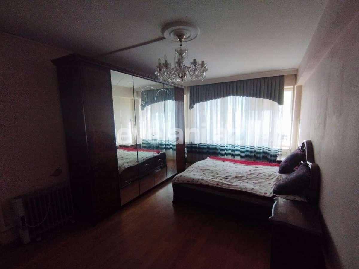 Kirayə verilir, köhnə tikili, 3 otaqlı, 80 m², Bakı, Səbail r.