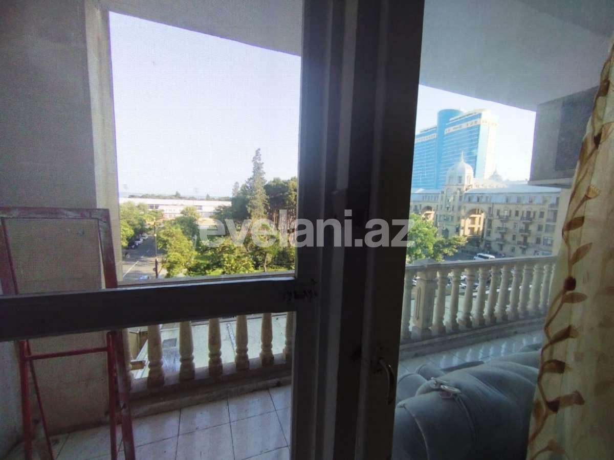 Kirayə verilir, köhnə tikili, 3 otaqlı, 80 m², Bakı, Səbail r.