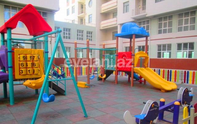 Satılır, yeni tikili, 3 otaqlı, 126 m², Bakı, Nəsimi r, 8 Noyabr m.