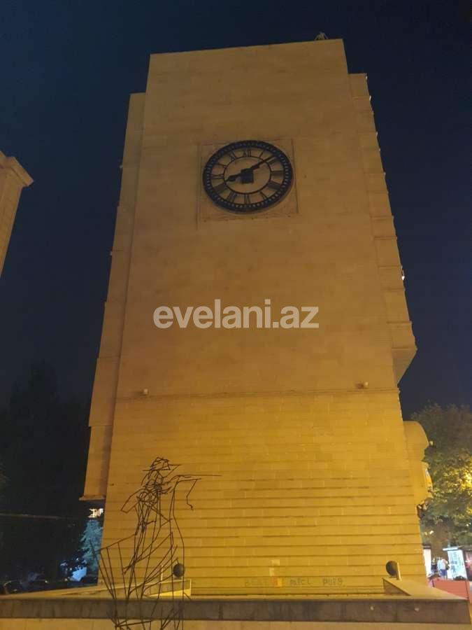 Сдаётся, вторичка, 3-комнаты, 81 m², Баку, Сабаильский r, Ичери Шехер m.