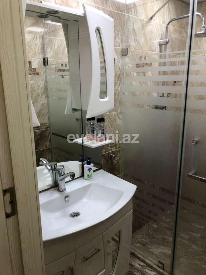 Satılır, köhnə tikili, 2 otaqlı, 54.98 m², Bakı, Nəsimi r, 2-ci mikrorayon q, Memar Əcəmi m.