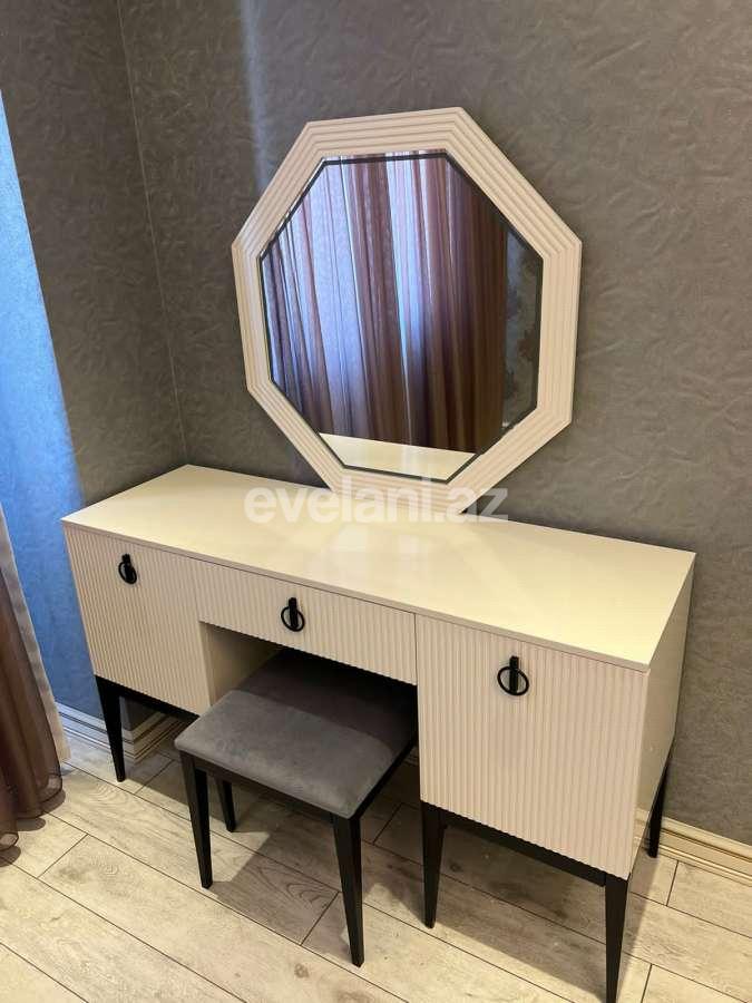 Kirayə verilir, yeni tikili, 2 otaqlı, 85 m², Bakı, Nizami r, Qara Qarayev m.