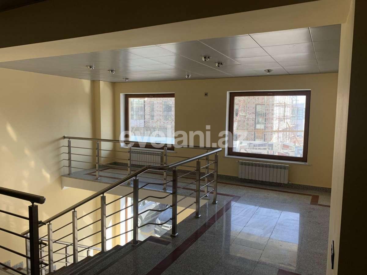 Satılır, obyekt, 483 m², Bakı, Binəqədi r, Dərnəgül m.