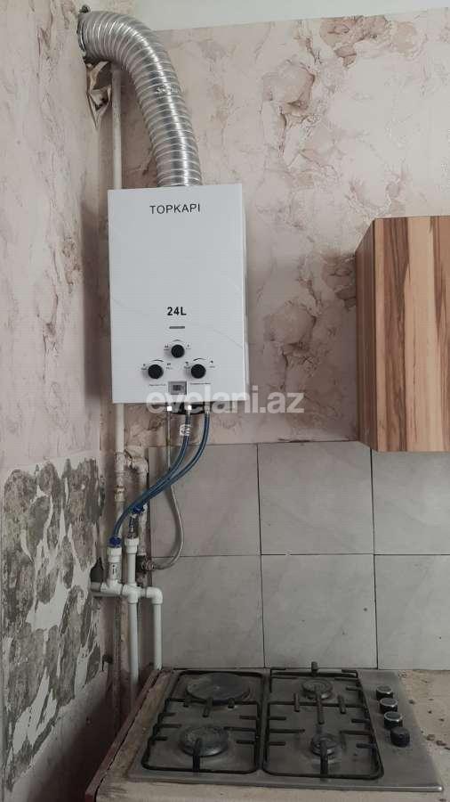 Kirayə verilir, köhnə tikili, 2 otaqlı, 45 m², Bakı, Binəqədi r, Memar Əcəmi m.