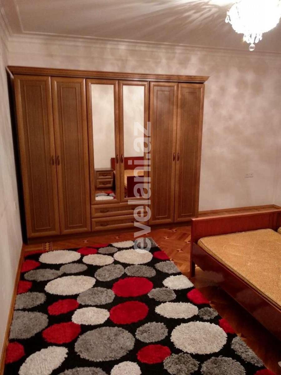 Kirayə verilir, köhnə tikili, 3 otaqlı, 90 m², Bakı, Yasamal r, Elmlər Akademiyası m.