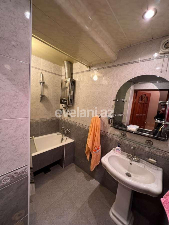 Satılır, köhnə tikili, 3 otaqlı, 100 m², Bakı, Nizami r, Qara Qarayev m.