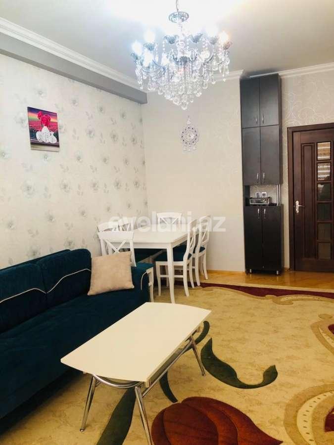Kirayə verilir, yeni tikili, 2 otaqlı, 66 m², Bakı, Nizami r, Neftçilər m.