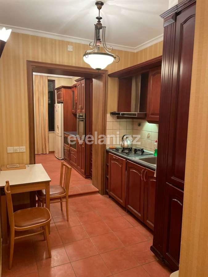 Rent, old building, 5 room, 120 m², Baku, Yasamal r, Yasamal d, Elmlar Akademiyası m.