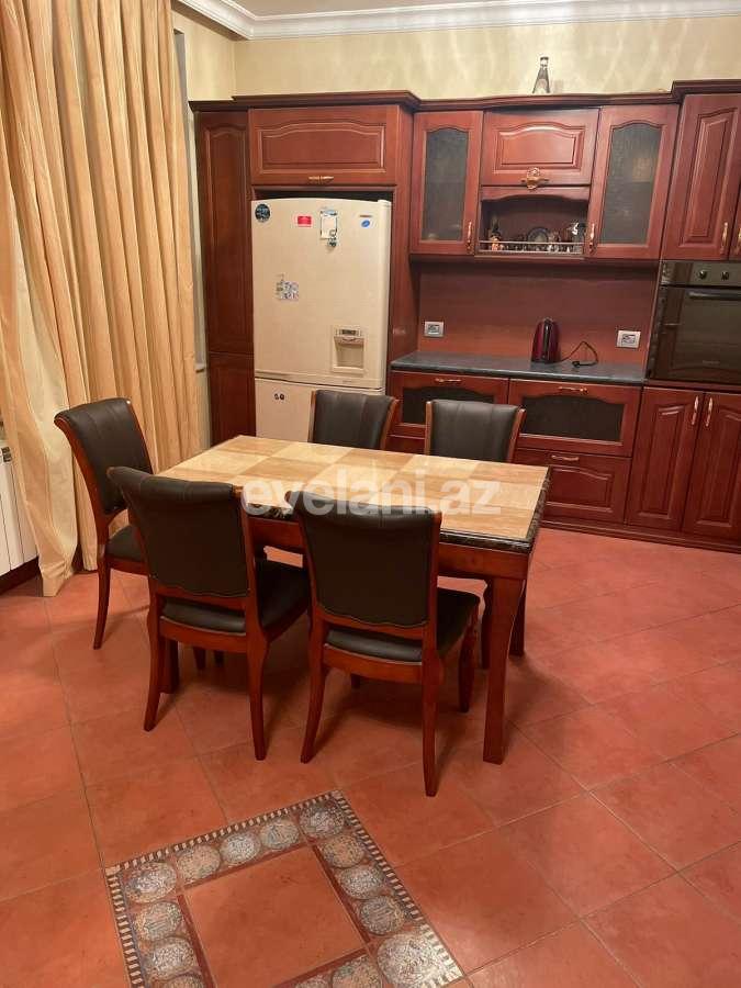 Rent, old building, 5 room, 120 m², Baku, Yasamal r, Yasamal d, Elmlar Akademiyası m.