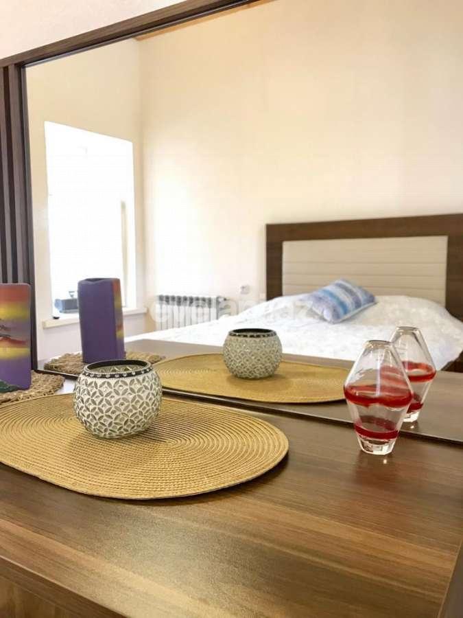 Kirayə verilir, köhnə tikili, 3 otaqlı, 46 m², Bakı, Səbail r, İçəri Şəhər m.