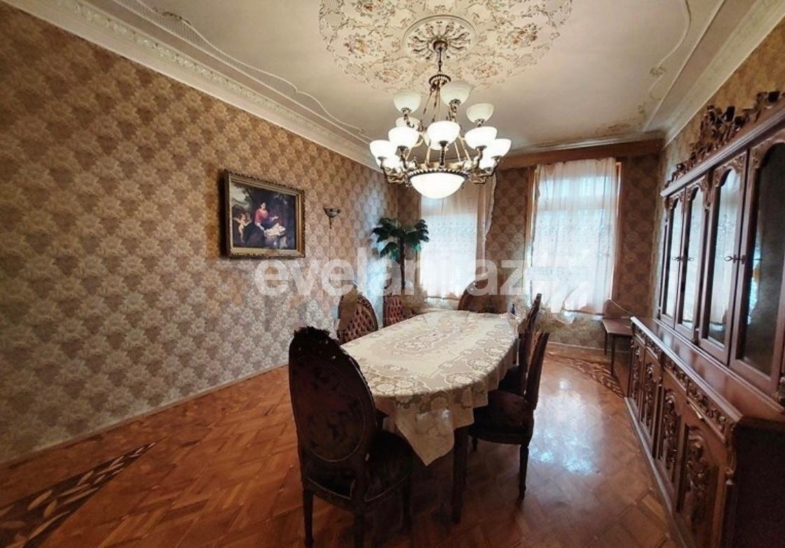 Satılır, köhnə tikili, 4 otaqlı, 122 m², Bakı, Səbail r.