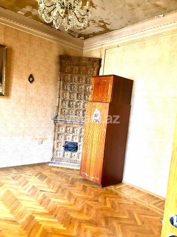 Satılır, köhnə tikili, 4 otaqlı, 122 m², Bakı, Səbail r.
