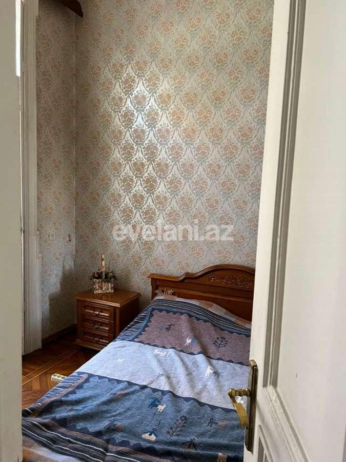 Satılır, köhnə tikili, 5 otaqlı, 230 m², Bakı, Səbail r, İçəri Şəhər m.