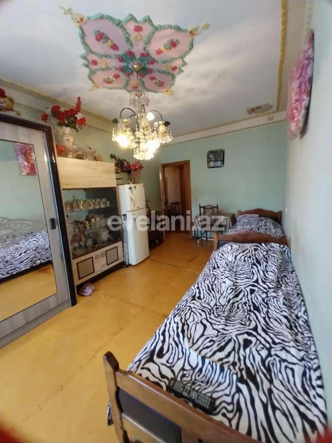 Satılır, köhnə tikili, 5 otaqlı, 104 m², Bakı, Suraxanı r, Yeni Günəşli q.