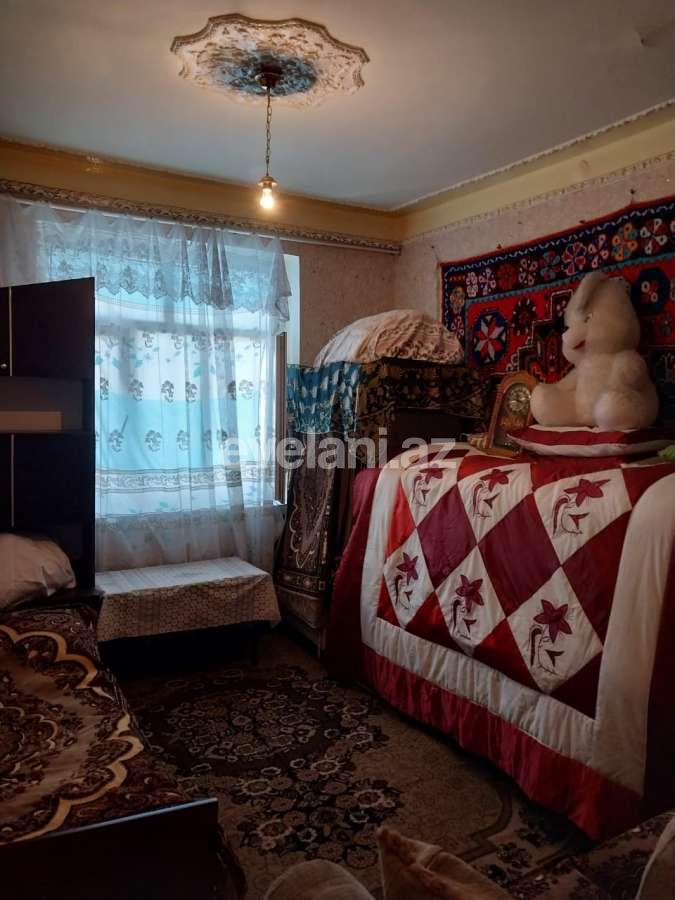 Satılır, köhnə tikili, 5 otaqlı, 104 m², Bakı, Suraxanı r, Yeni Günəşli q.