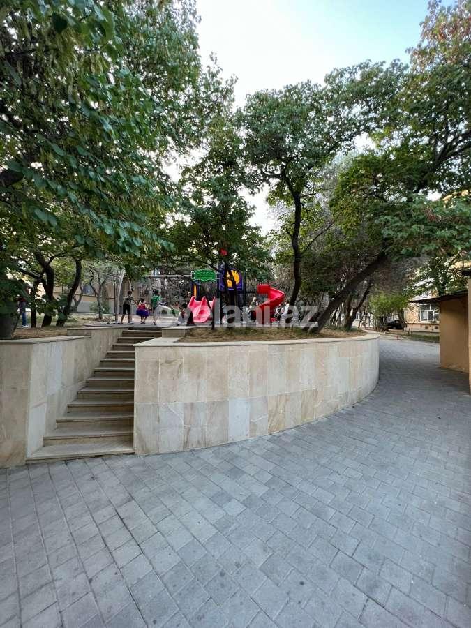 Satılır, köhnə tikili, 3 otaqlı, 75 m², Bakı, Səbail r, Bayıl q, İçəri Şəhər m.