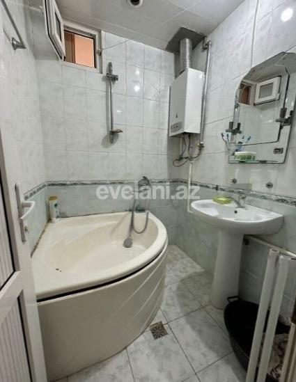 Сдаётся, вторичка, 2-комнаты, 39.98 m², Баку, Бинагадинский r, 7-й микрорайон p, Азадлыг проспекти m.