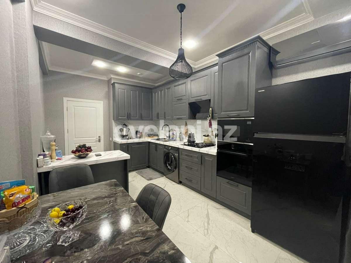 Satılır, yeni tikili, 3 otaqlı, 130 m², Bakı, Yasamal r, Yeni Yasamal q, İnşaatçılar m.