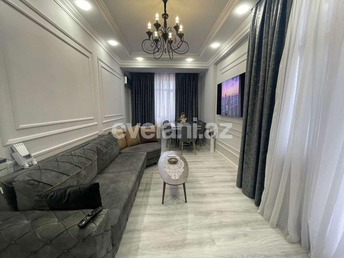 Satılır, yeni tikili, 3 otaqlı, 130 m², Bakı, Yasamal r, Yeni Yasamal q, İnşaatçılar m.