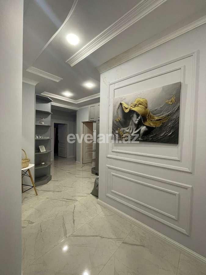 Satılır, yeni tikili, 3 otaqlı, 130 m², Bakı, Yasamal r, Yeni Yasamal q, İnşaatçılar m.