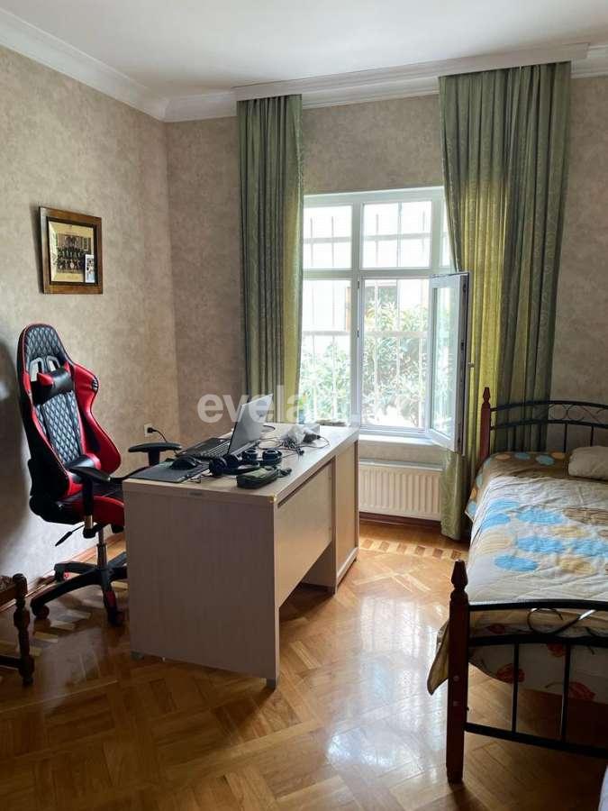 Satılır, villa, 5 otaqlı, 330 m², Bakı, Nərimanov r, Gənclik m.