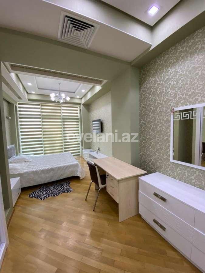 Rent, new building, 4 room, 241 m², Baku, Yasamal r, Elmlar Akademiyası m.