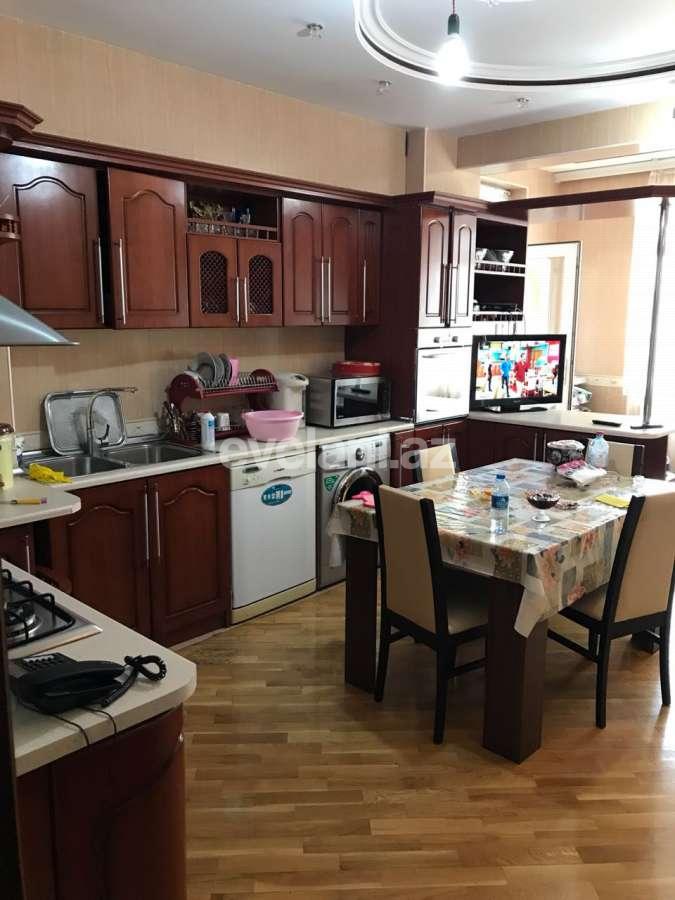 Satılır, yeni tikili, 3 otaqlı, 150 m², Bakı, Xətai r, Şah İsmayıl Xətai m.