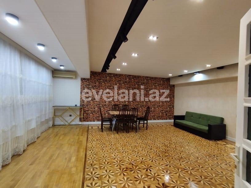 Satılır, köhnə tikili, 3 otaqlı, 70 m², Bakı, Nərimanov r, Montin q, Nəriman Nərimanov m.