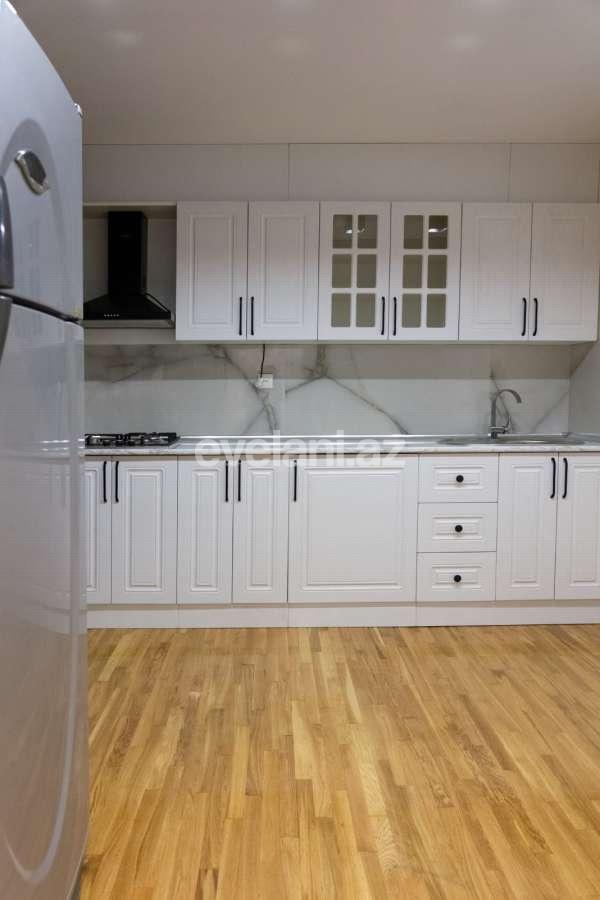 Satılır, köhnə tikili, 3 otaqlı, 70 m², Bakı, Nərimanov r, Montin q, Nəriman Nərimanov m.