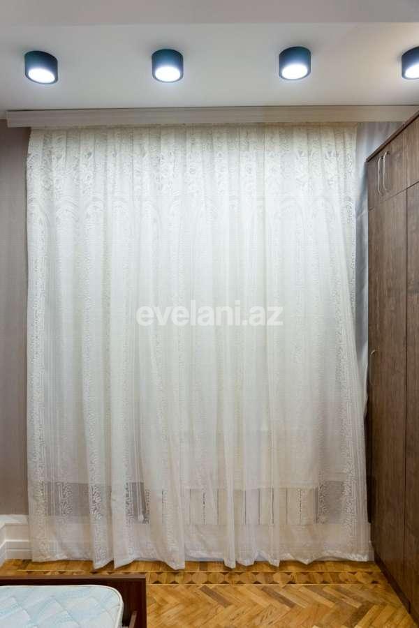 Satılır, köhnə tikili, 3 otaqlı, 70 m², Bakı, Nərimanov r, Montin q, Nəriman Nərimanov m.