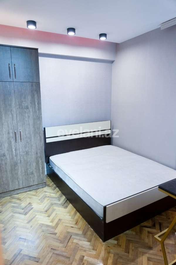 Satılır, köhnə tikili, 3 otaqlı, 70 m², Bakı, Nərimanov r, Montin q, Nəriman Nərimanov m.