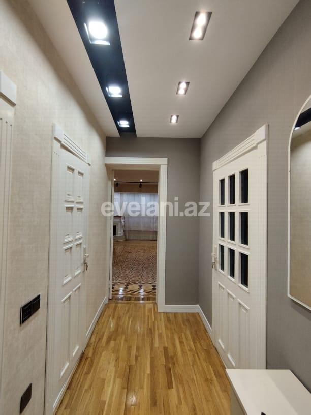 Satılır, köhnə tikili, 3 otaqlı, 70 m², Bakı, Nərimanov r, Montin q, Nəriman Nərimanov m.