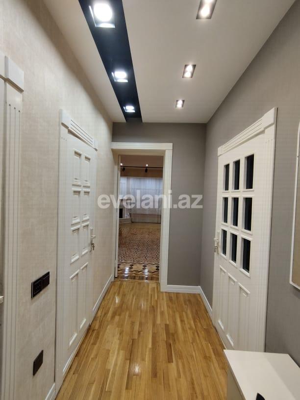 Satılır, köhnə tikili, 3 otaqlı, 70 m², Bakı, Nərimanov r, Montin q, Nəriman Nərimanov m.