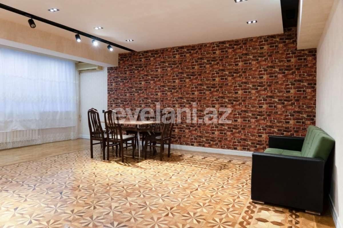 Satılır, köhnə tikili, 3 otaqlı, 70 m², Bakı, Nərimanov r, Montin q, Nəriman Nərimanov m.