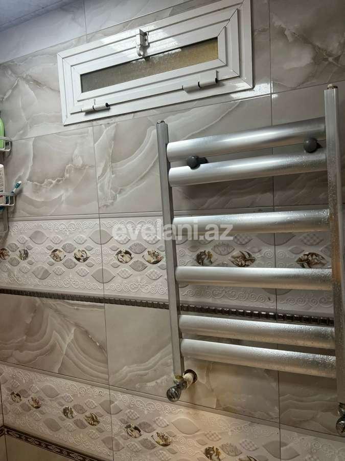 Satılır, köhnə tikili, 2 otaqlı, 50 m², Bakı, Yasamal r, Elmlər Akademiyası m.