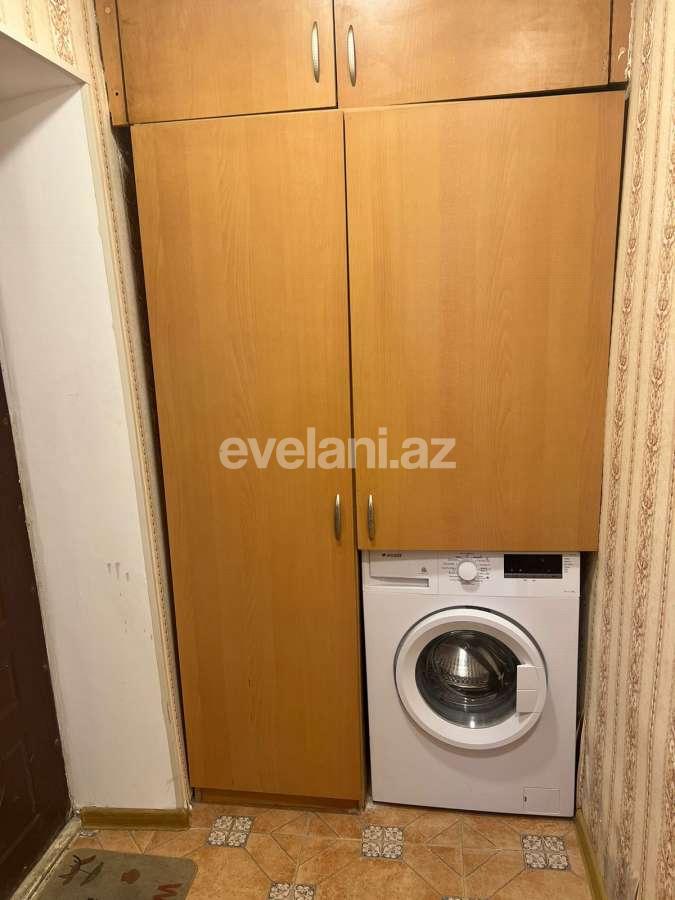 Satılır, köhnə tikili, 2 otaqlı, 50 m², Bakı, Yasamal r, Elmlər Akademiyası m.