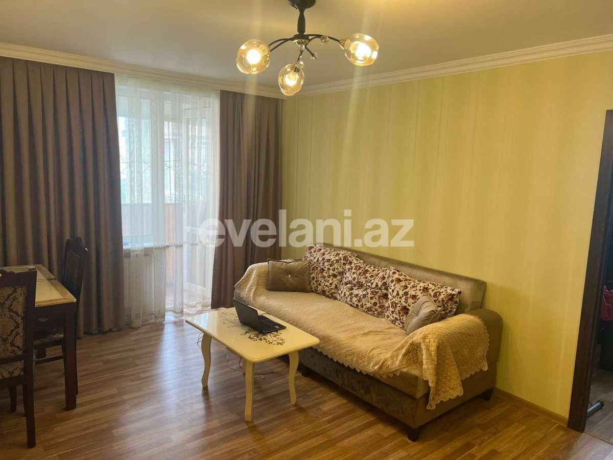 Satılır, köhnə tikili, 2 otaqlı, 50 m², Bakı, Yasamal r, Elmlər Akademiyası m.