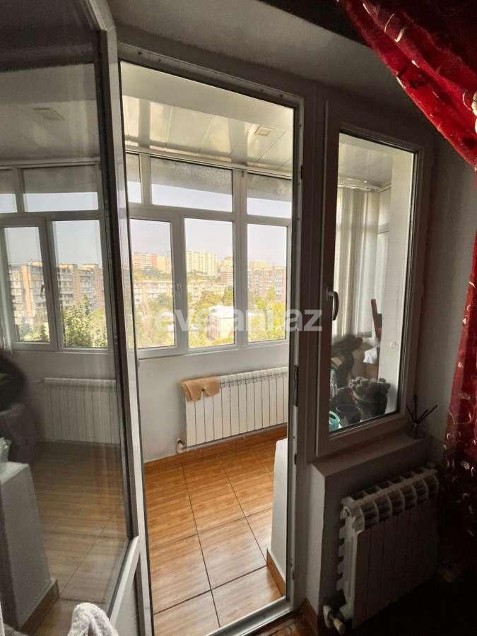 Продаётся, вторичка, 2-комнаты, 65 m², Баку, Хатаинский r, Ази Асланова p, Ази Асланов m.