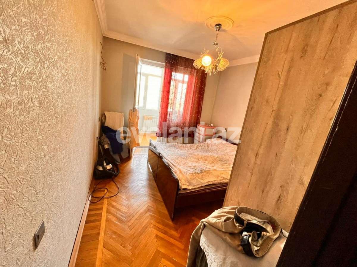 Продаётся, вторичка, 2-комнаты, 65 m², Баку, Хатаинский r, Ази Асланова p, Ази Асланов m.