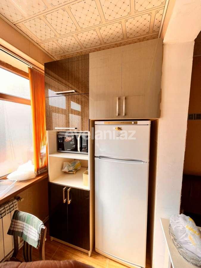 Продаётся, вторичка, 2-комнаты, 65 m², Баку, Хатаинский r, Ази Асланова p, Ази Асланов m.