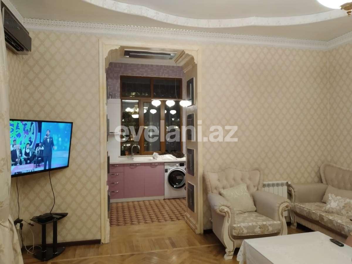 Rent, old building, 3 room, 101 m², Baku, Sabail r, Icheri Sheher m.