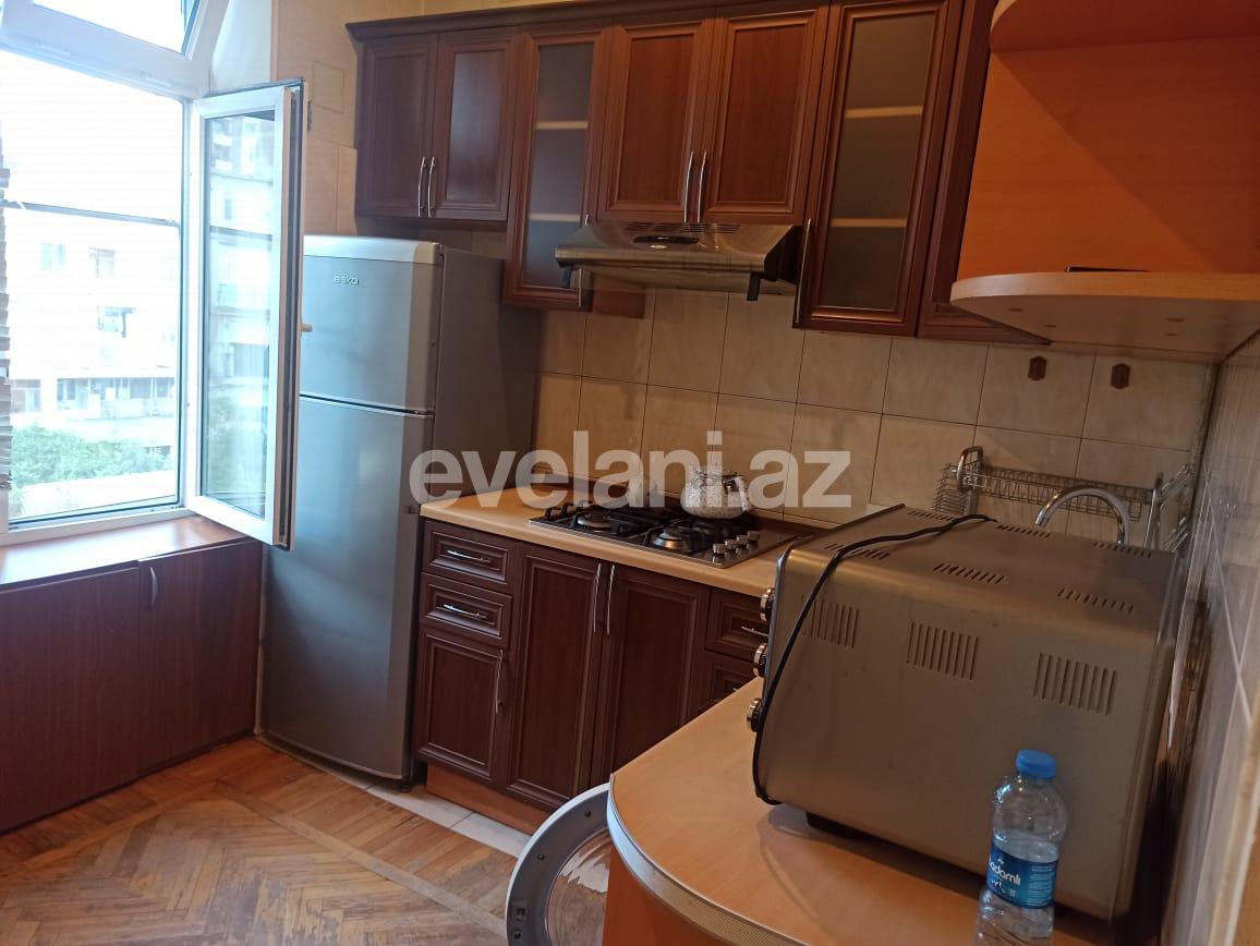 Kirayə verilir, köhnə tikili, 2 otaqlı, 65 m², Bakı, Xətai r, Ağ şəhər q, Şah İsmayıl Xətai m.