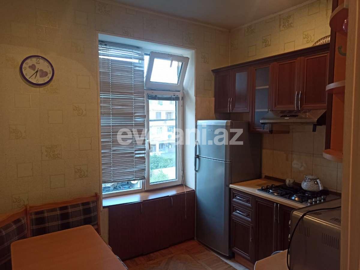 Kirayə verilir, köhnə tikili, 2 otaqlı, 65 m², Bakı, Xətai r, Ağ şəhər q, Şah İsmayıl Xətai m.