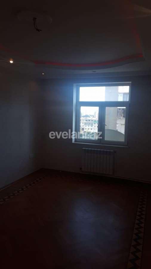 Rent, old building, 4 room, 100 m², Baku, Khatai r, Hazi Aslanov m.