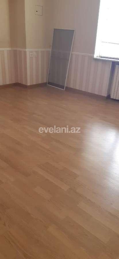 Sale, old building, 3 room, 85 m², Baku, Yasamal r, Inshaatchilar m.