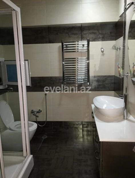 Сдаётся, вторичка, 2-комнаты, 66 m²