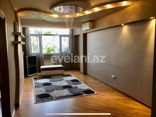 Сдаётся, вторичка, 2-комнаты, 66 m²