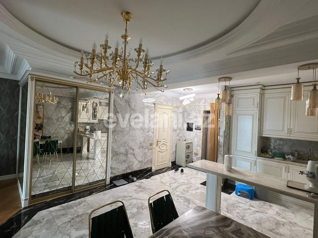 Satılır, yeni tikili, 2 otaqlı, 65 m², Bakı, Xətai r, Həzi Aslanov m.